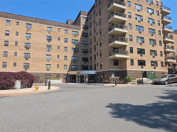 505 Central Avenue 308, White Plains NY 10606