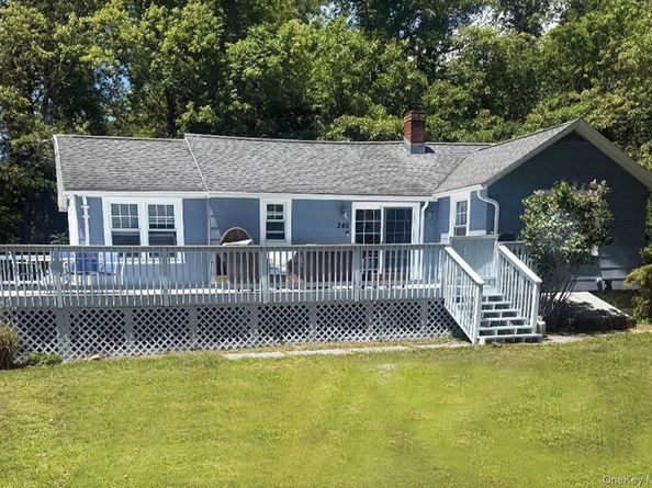 245 Springville Road, Hampton Bays NY 11946