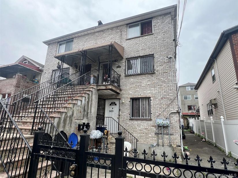 3455 Ely Avenue, Bronx NY 10469