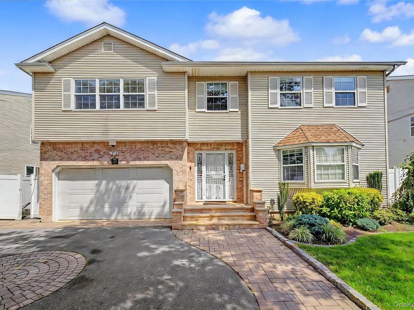 2455 7th Avenue, East Meadow NY 11554