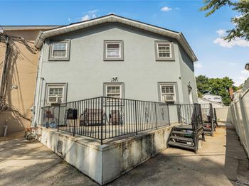 2573 Pelham Bay Park W