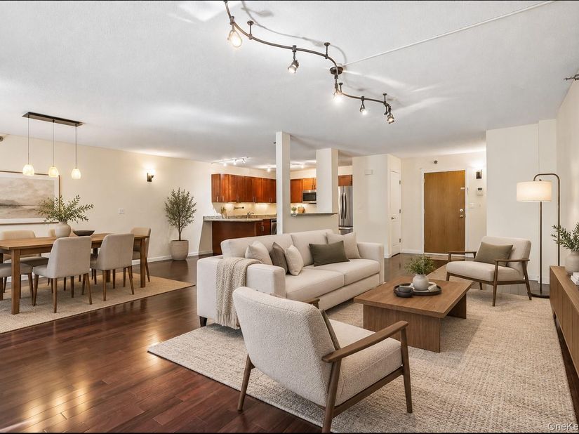 302 Church Street 2J, White Plains NY 10603