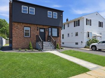 20 Wyona Avenue