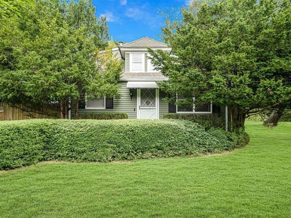 57 Seatuck Avenue, Eastport NY 11941