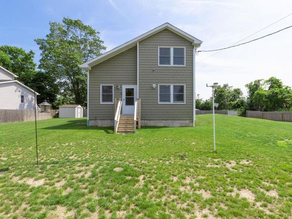 2 Lafayette Drive, Shirley NY 11967