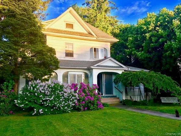 761 E Main Street, Riverhead NY 11901