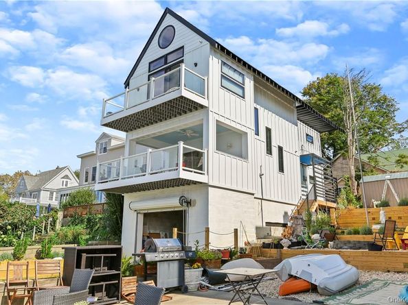 81 Rochelle Street, Bronx NY 10464