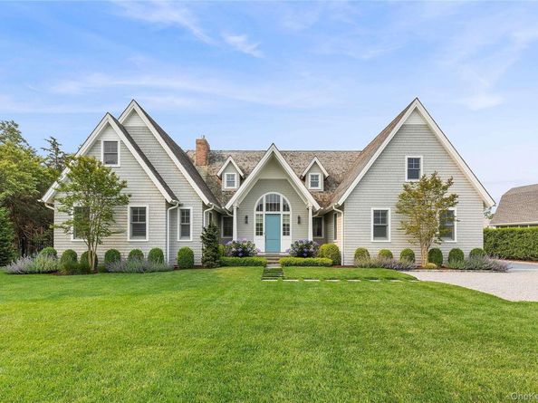 2 Emma's Path, Remsenburg NY 11960