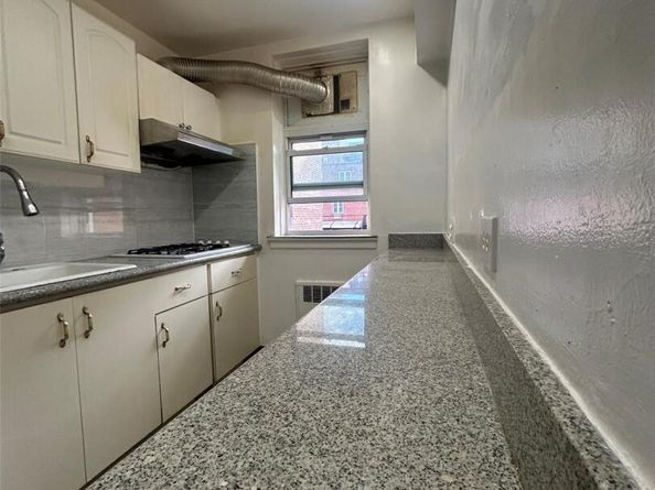 144-44 41st Avenue 2N, Flushing NY 11355