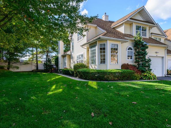 130 Cinnamon Court, Melville NY 11747