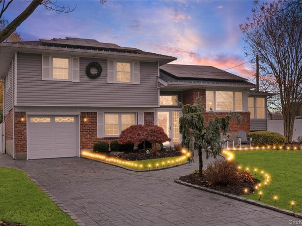 6 Simmons Drive, East Islip NY 11730