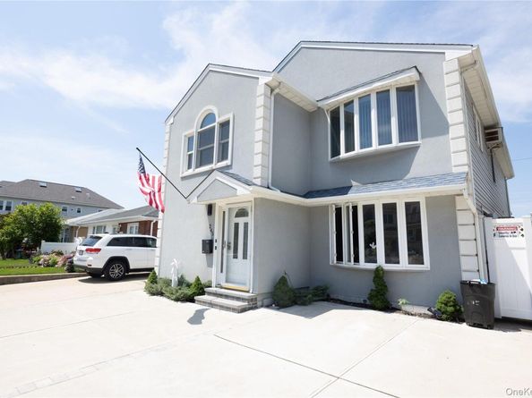 245 W Chester Street W, Long Beach NY 11561