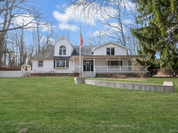 12 Lakeside Drive, Middle Island NY 11953