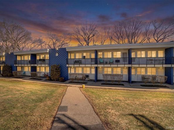 8 Wyndover Woods Lane 18, White Plains NY 10603