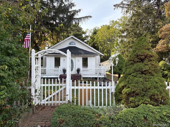 2408 Pine Avenue, Ronkonkoma NY 11779