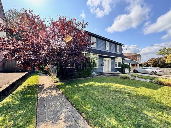 4734 Glenwood Street, Little Neck NY 11362