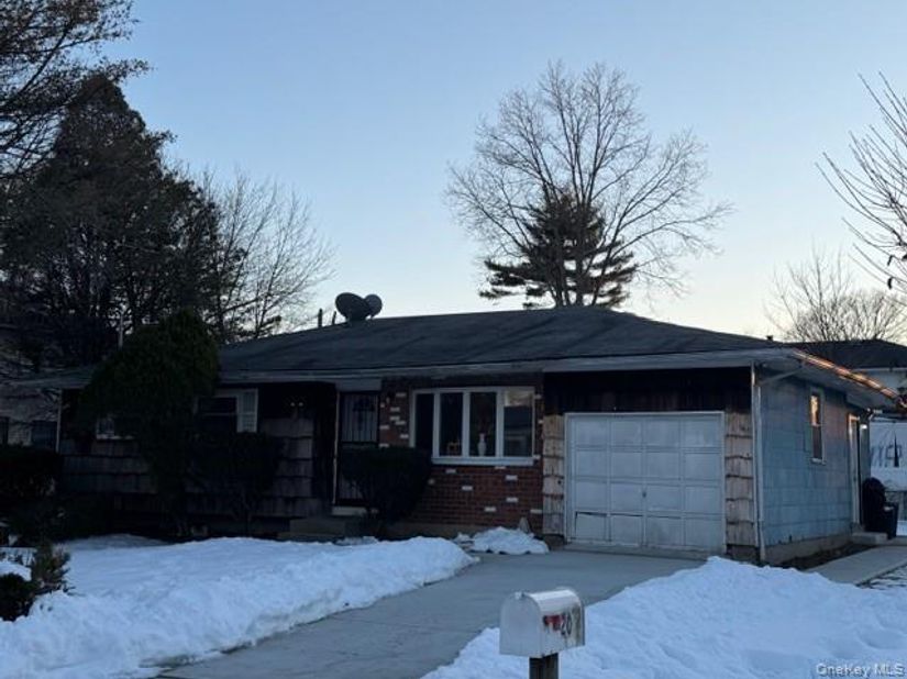 20 S 31st Street, Wyandanch NY 11798