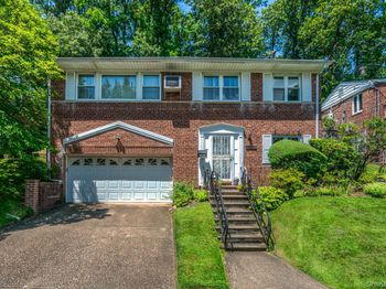 218-27 Sawyer Avenue