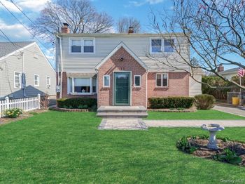 12 Floral Avenue