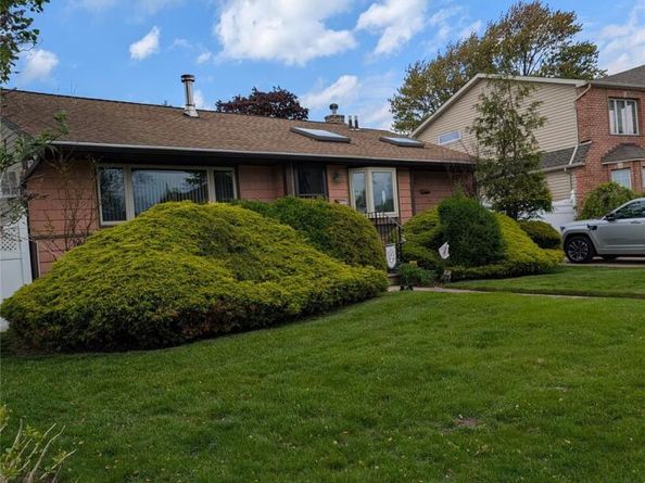 5 Columbia Road, Hicksville NY 11801