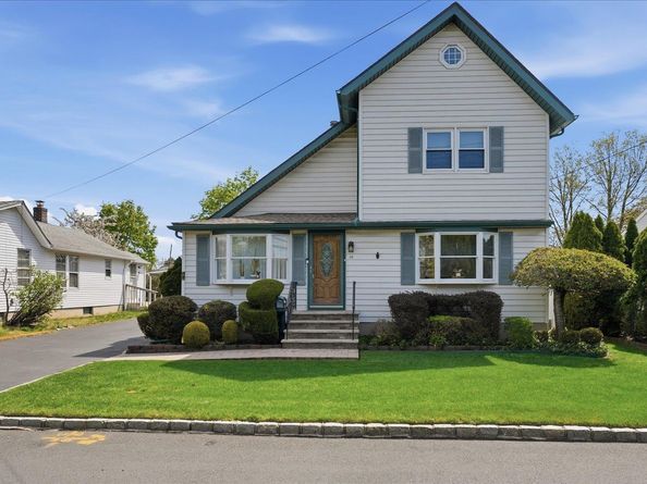 14 McCord Place, Bethpage NY 11714