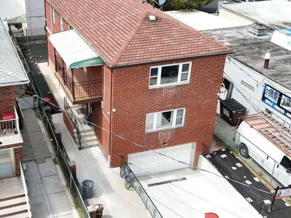 20-08 125th Street, College Point NY 11356