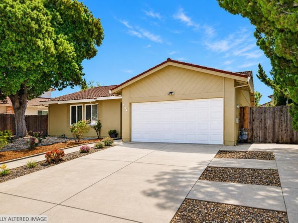 244 Pepperwood Street, Hercules CA 94547