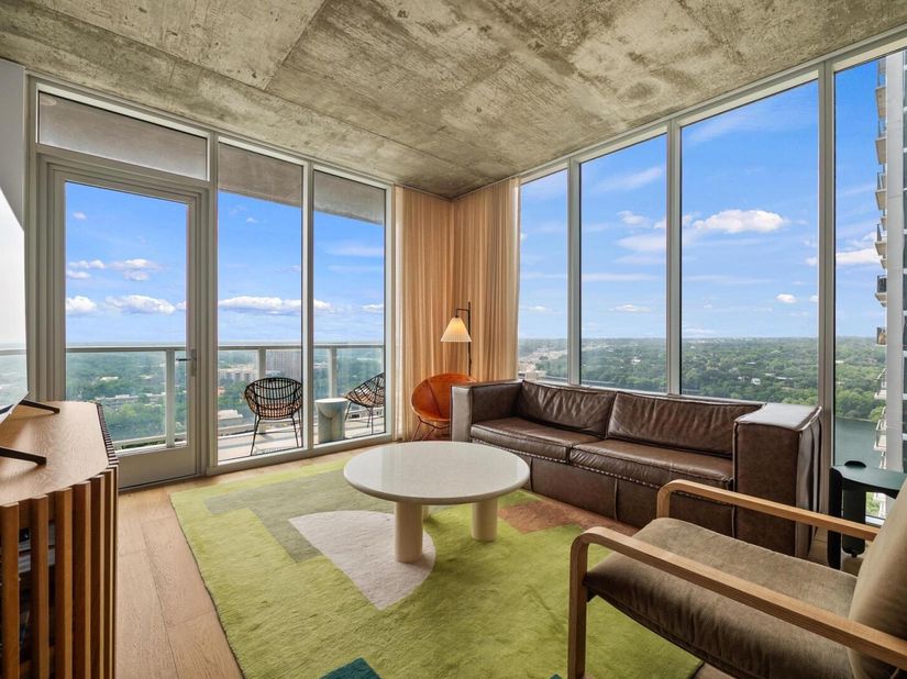48 East Ave 2108, Austin TX 78701