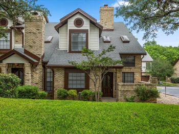 10819 Crown Colony DR