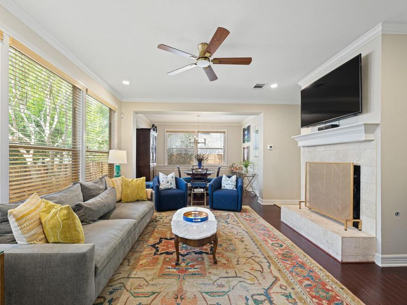 402 E 32nd ST 1A, Austin TX 78705