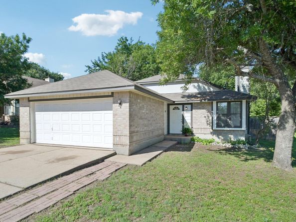 1801 Twisted Oak DR, Leander TX 78641