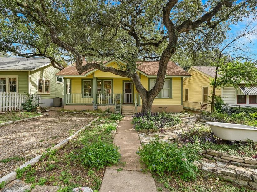 802 W Gibson ST, Austin TX 78704