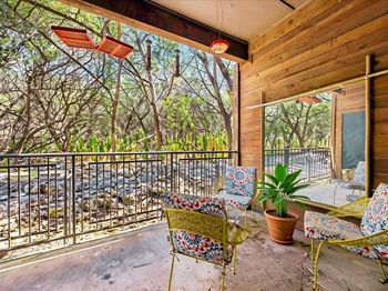 4711 Spicewood Springs RD
