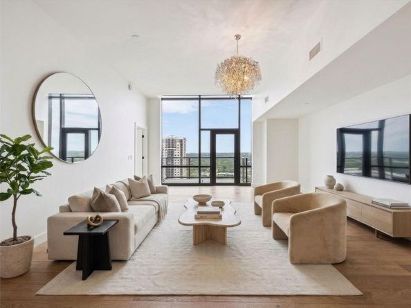 70 Rainey ST 2201, Austin TX 78701