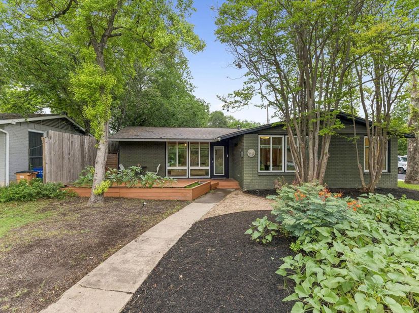 1428 Corona DR, Austin TX 78723
