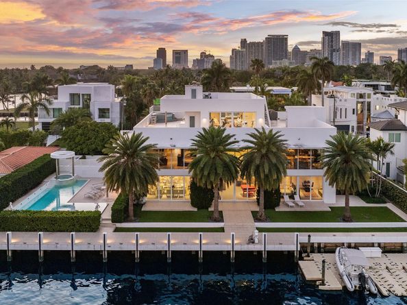 500 Isle Of Capri Dr, Fort Lauderdale FL 33301