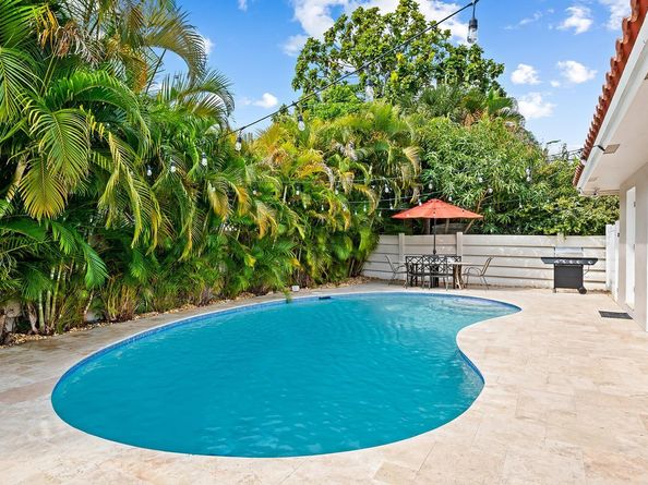 2645 SE 3rd St, Pompano Beach FL 33062