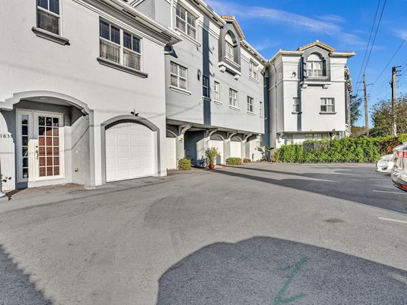 1839 N Dixie Hwy 1839, Fort Lauderdale FL 33305