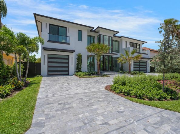 948 Banyan Drive, Delray Beach FL 33483