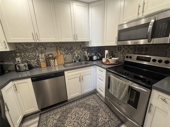 7823 Miller Drive C207, Miami FL 33155