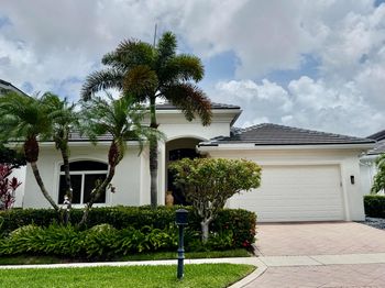 4076 Briarcliff Circle