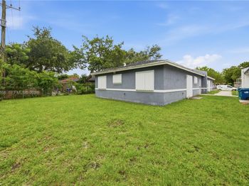 2249/2251 NW 66th Street