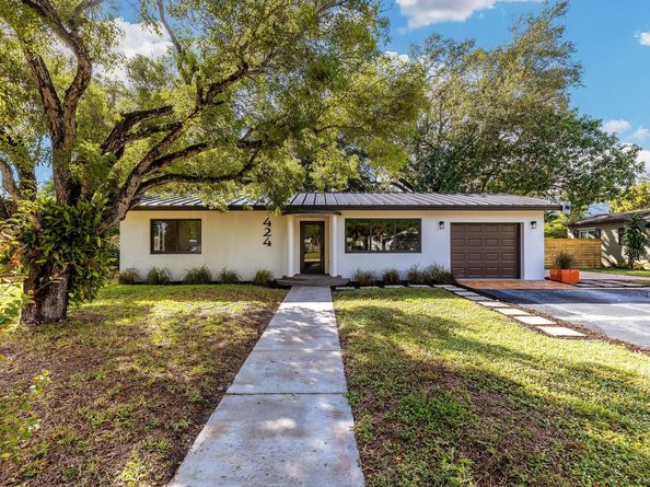 424 NE 2nd St, Pompano Beach FL 33060