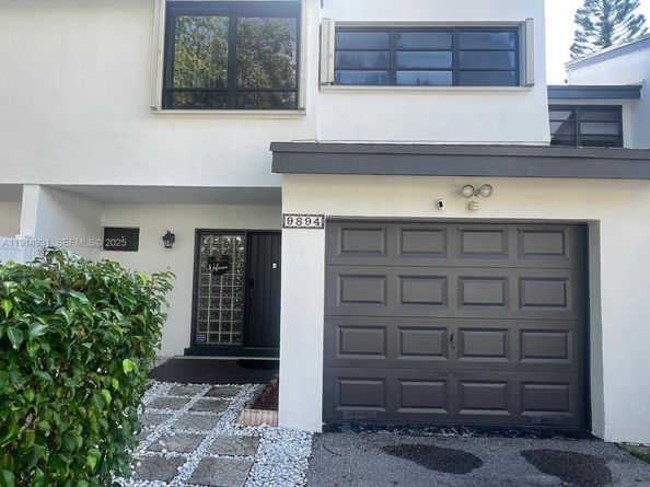 9894 Fairway Cove Lane, Plantation FL 33324