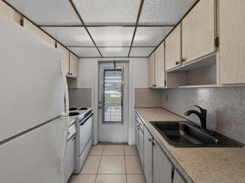 2551 W Golf Boulevard