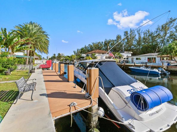 2576 SE 14th Street, Pompano Beach FL 33062