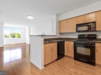 1000 New Jersey Avenue SE