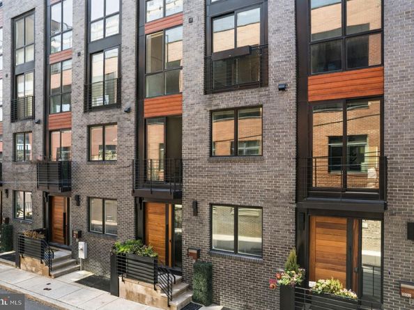 1328 Kater Street, Philadelphia PA 19147