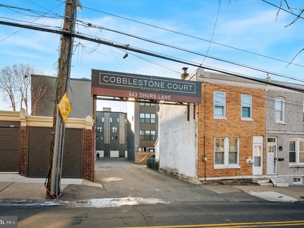 443 Shurs Lane 18, Philadelphia PA 19128