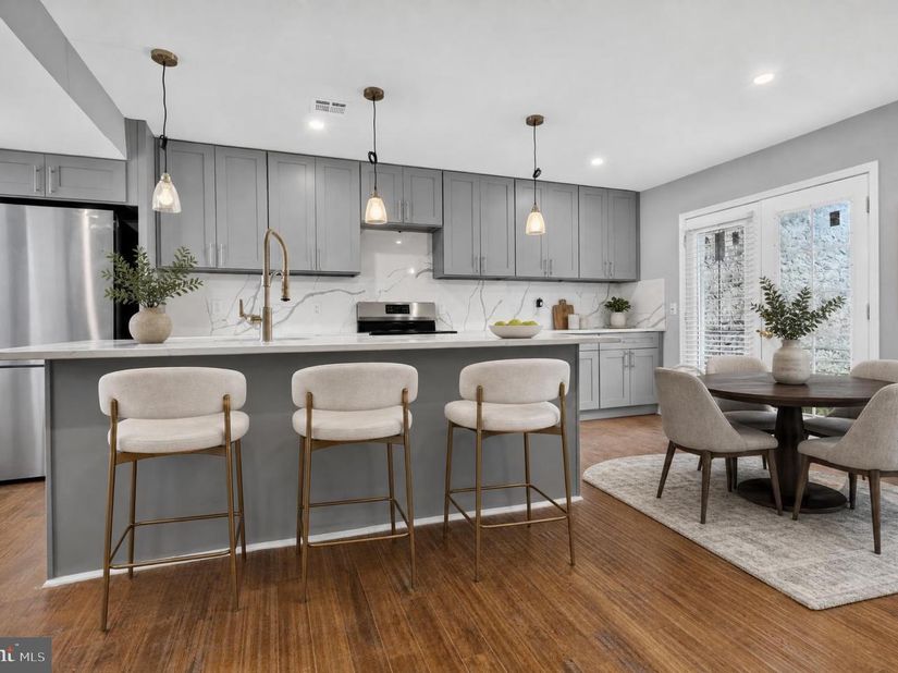 3311 N Bailey Street, Philadelphia PA 19129